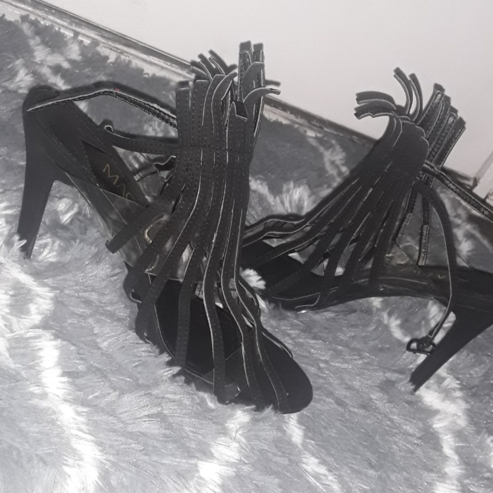 BlackOpen Toe Multi-Straps Dress Sandals Going Upw